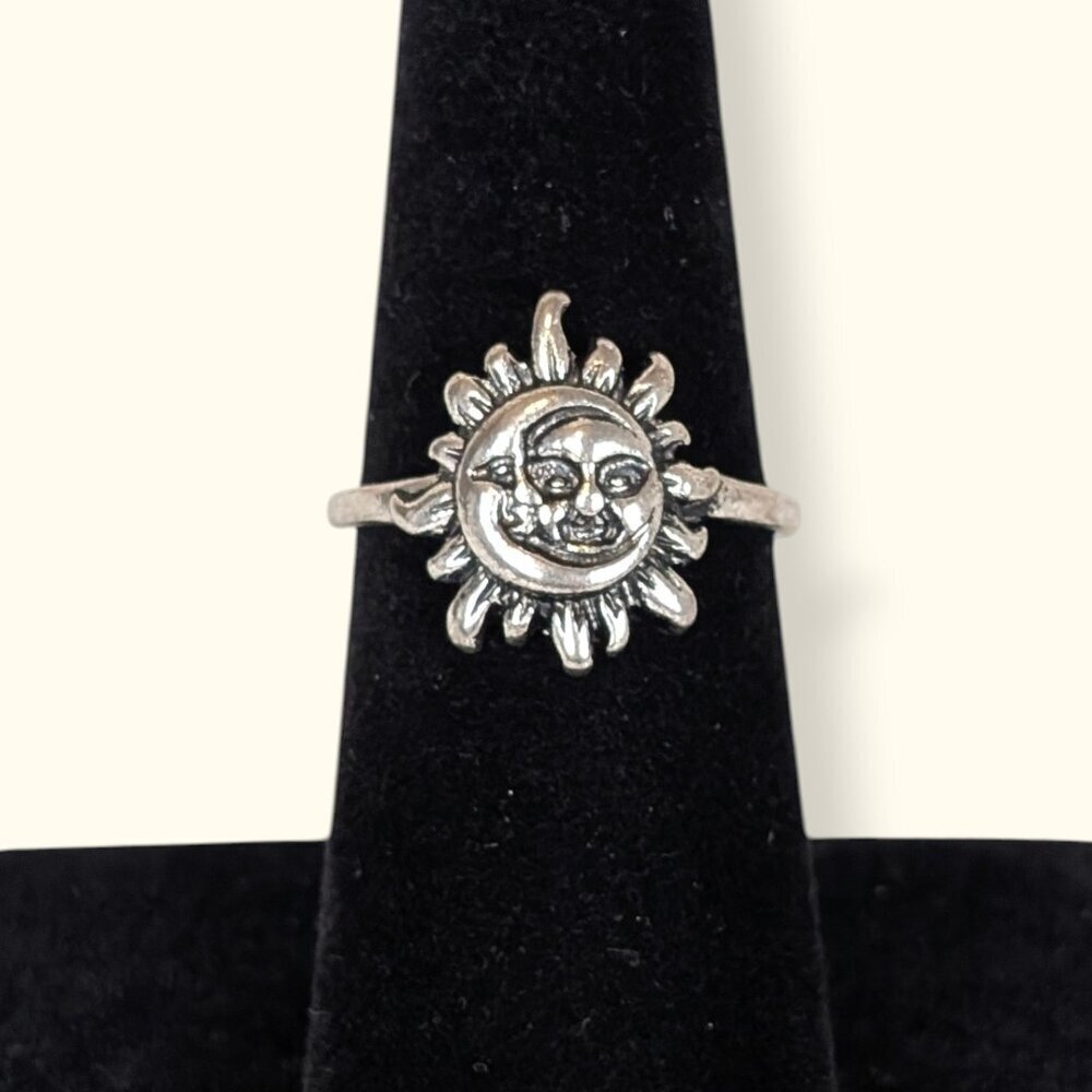 (3/$20) Sun & Moon Face Ring